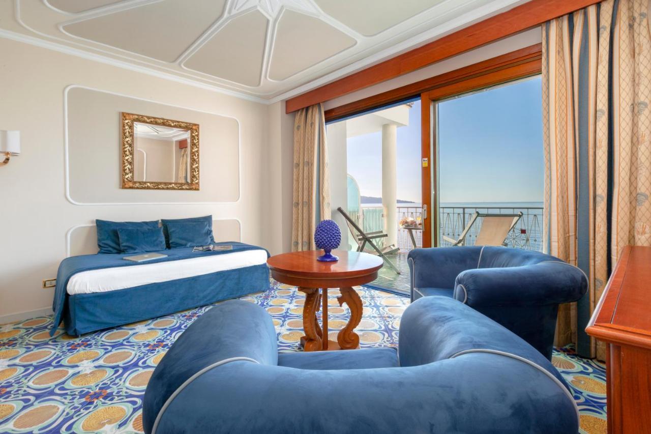 Alimuri Bay Resort ميتا المظهر الخارجي الصورة