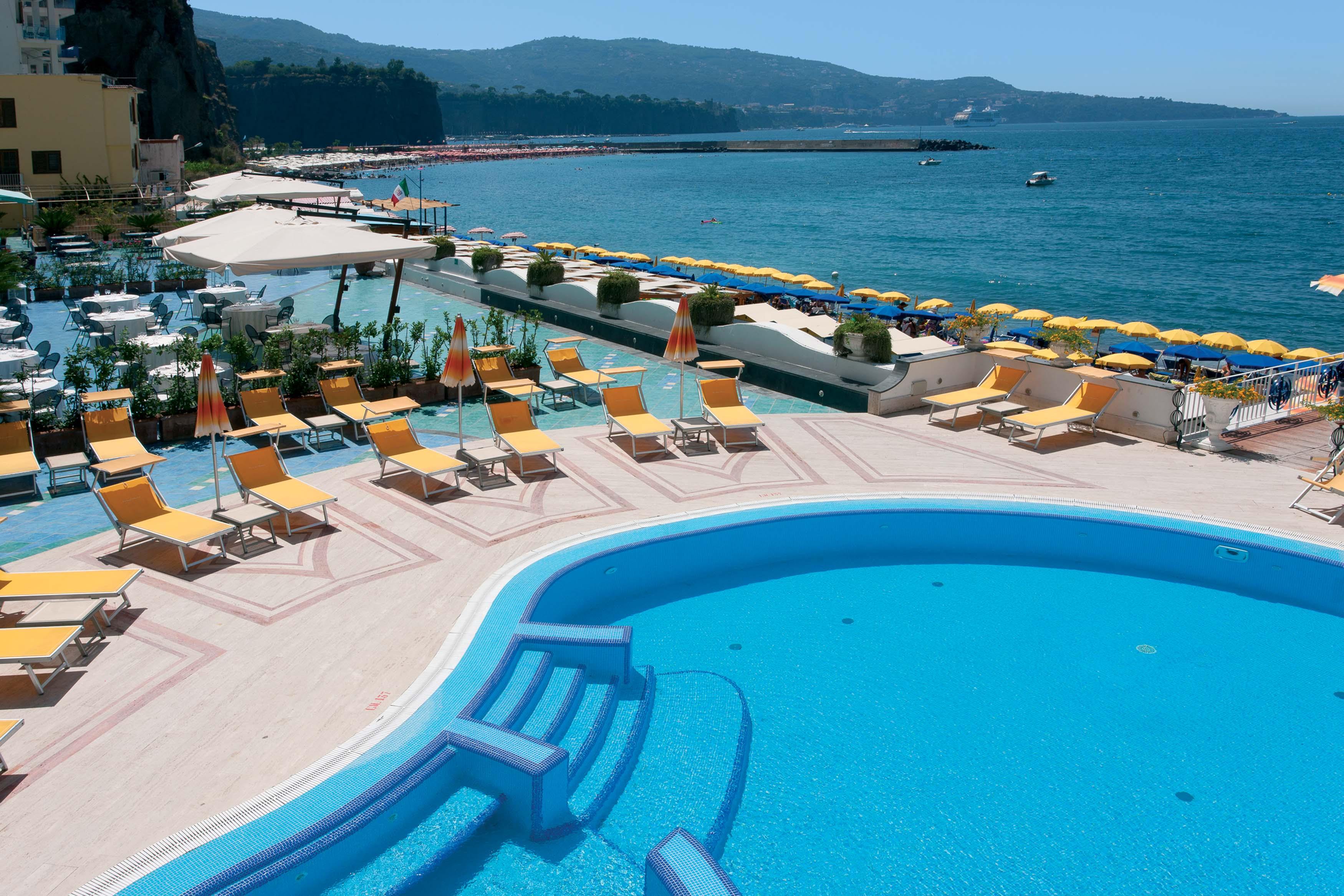 Alimuri Bay Resort ميتا المظهر الخارجي الصورة